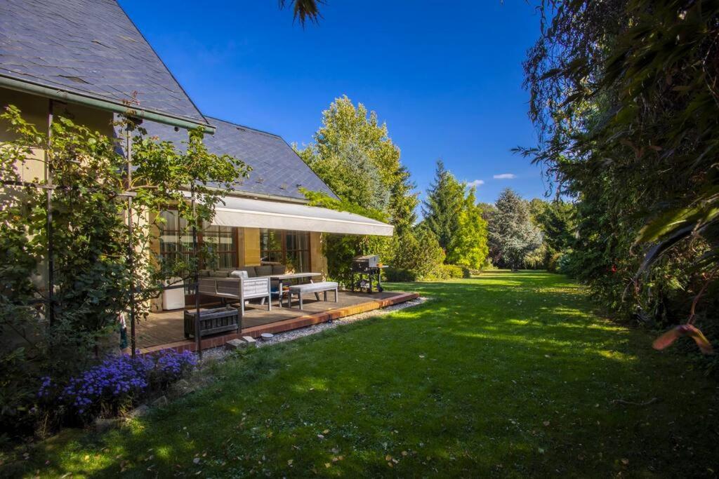 7 Bedroom Secluded Villa Close To Prague Říčany エクステリア 写真